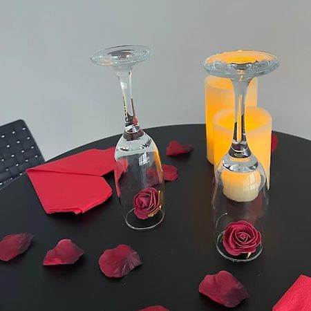 Suite « Body Love » - Jacuzzi Privatif Creteil Bagian luar foto